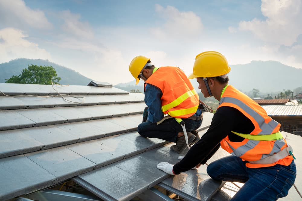 roof repair in Poplar Cotton Center CA